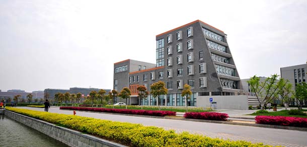 苏州大学