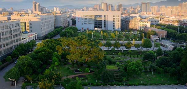 赣南科技学院 - 最美院校