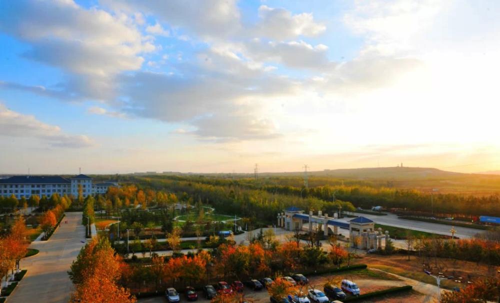 潍坊医学院-校园风景