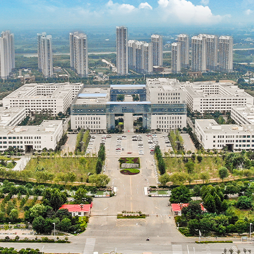 济宁医学院 - 白驹过隙，只此青绿