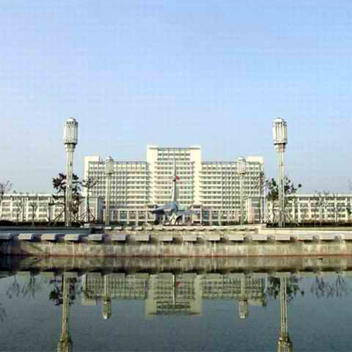 济宁医学院 - 棠梨落雨 · 陌上花开