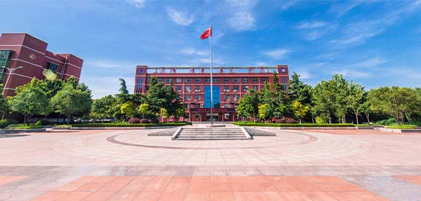 潍坊学院