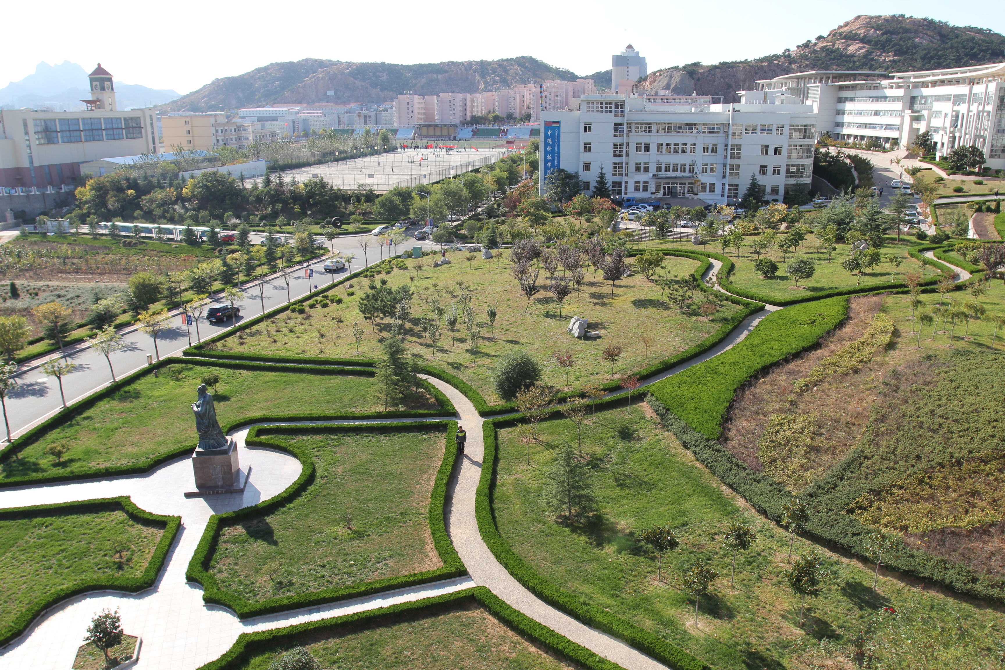 青岛科技大学-校园风景