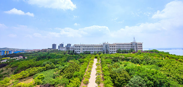 平顶山学院 - 最美院校