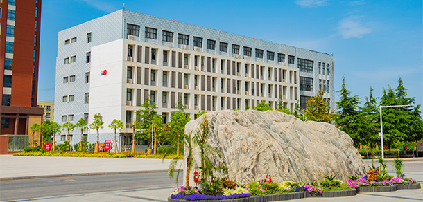 河南工业贸易职业学院 - 最美院校