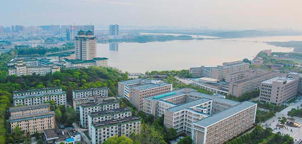 中南民族大学