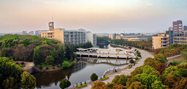 湖北经济学院