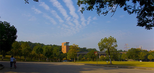 文华学院 - 最美大学