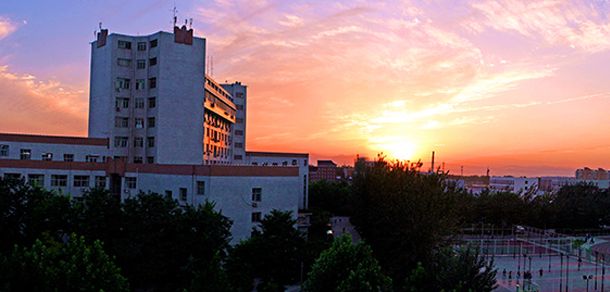 北京石油化工学院