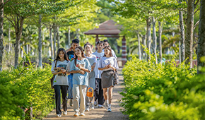 海南经贸职业技术学院 - 最美印记