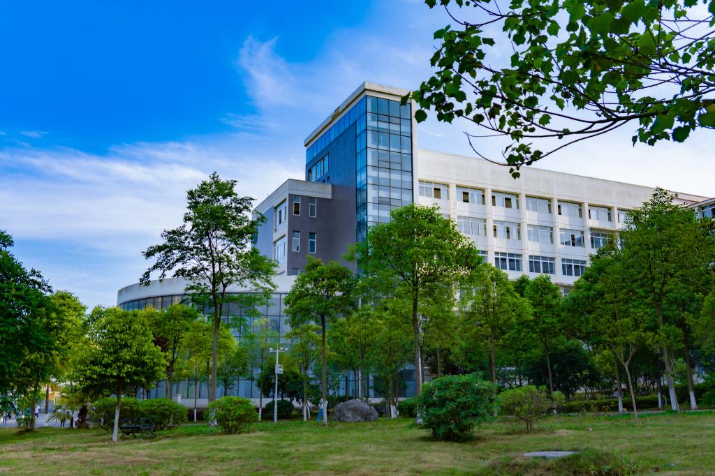 绵阳城市学院 我的大學