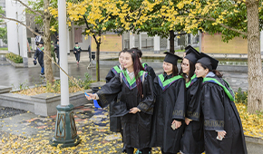 四川商务职业学院