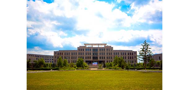 辽宁科技学院